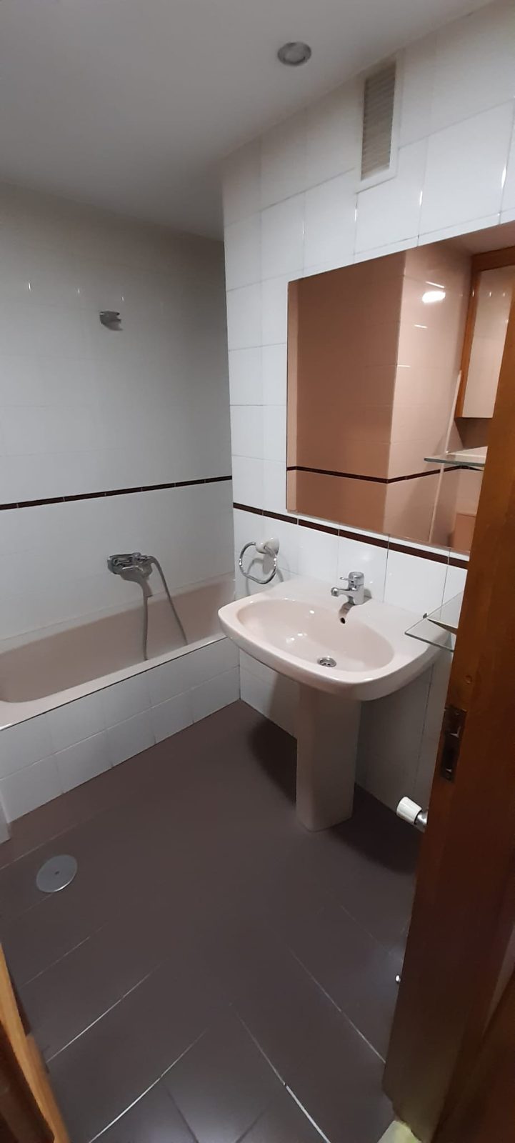 Baño antes de la reforma